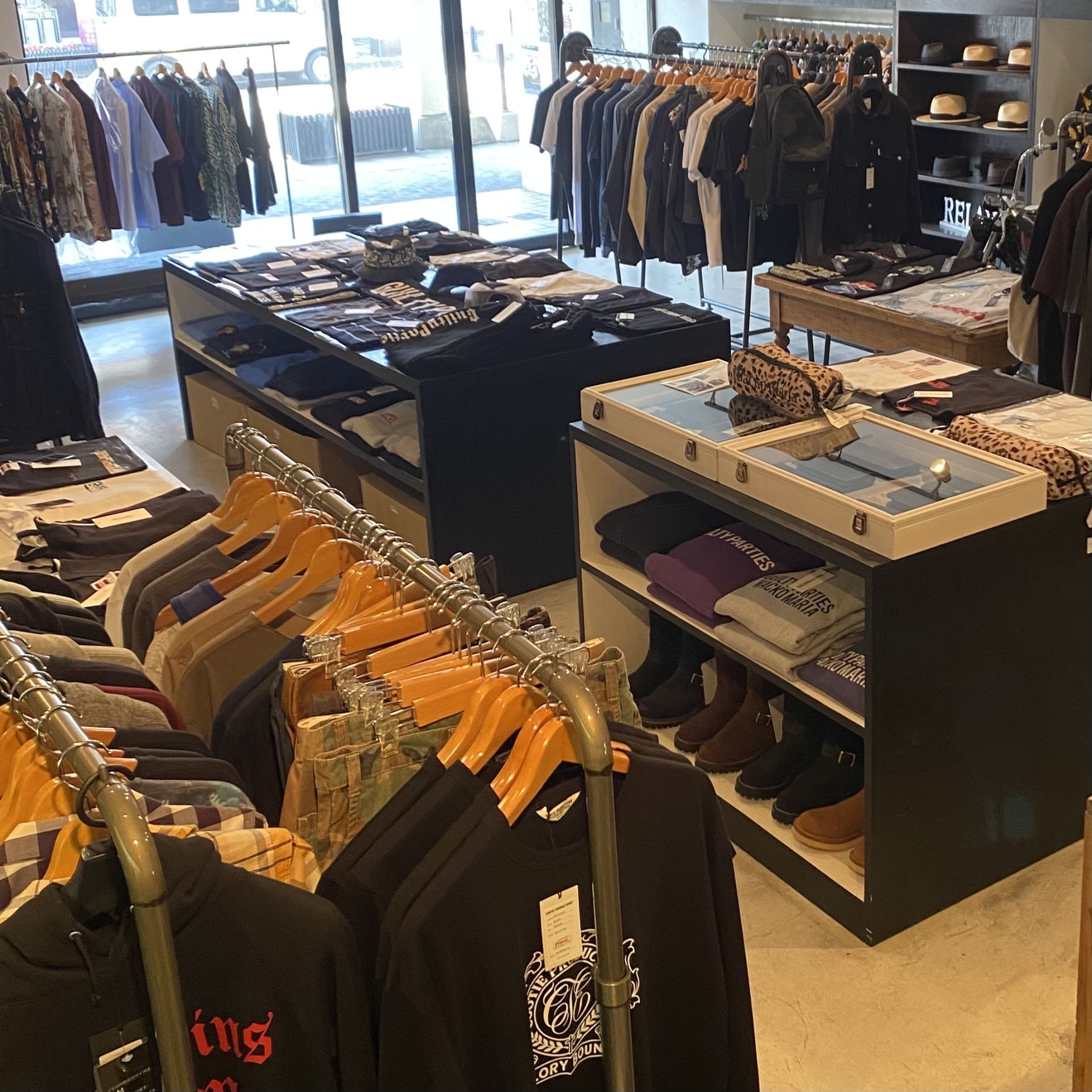 フクバカ 　昼休み　服屋さん おこづかい ファッション