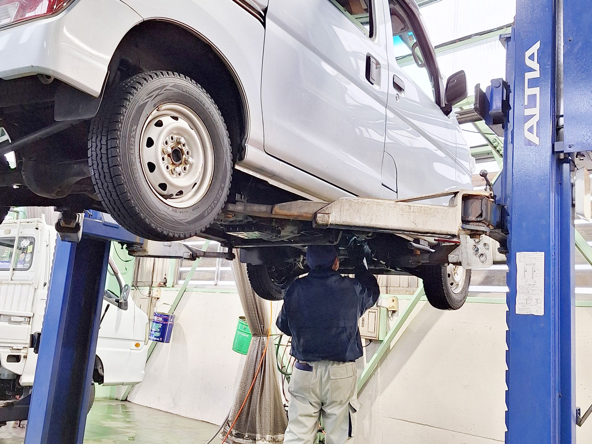 お客様の大切なカーライフを支える☆自動車整備士募集☆株式会社椿自動車260408adva540