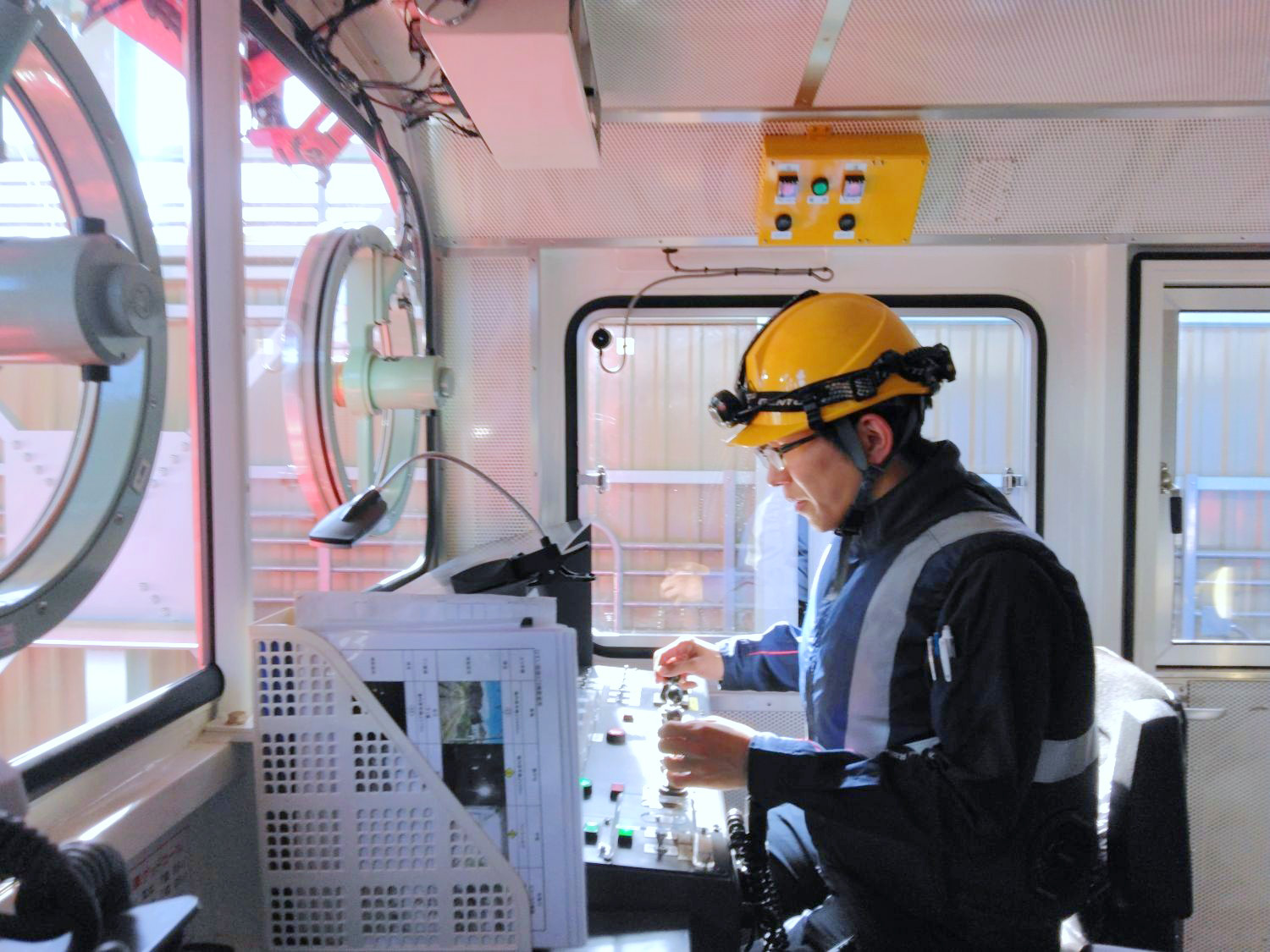 えちごトキめき鉄道　鉄道設備　保線　土木　建築　機械　電力　信号通信